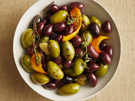 Warm Aromatic Spanish Olives (Aceitunas Fritas)